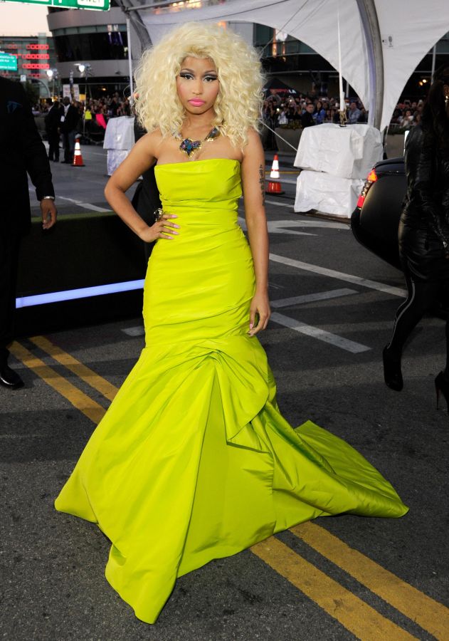 The 40th American Music Awards - Red Carpet