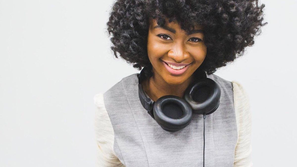 iPower Under 30 -- Shanel The DJ